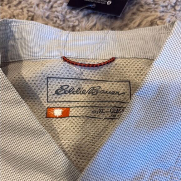 Eddie Bauer guide Men's Light Blue Shirt - Picture 3 of 7